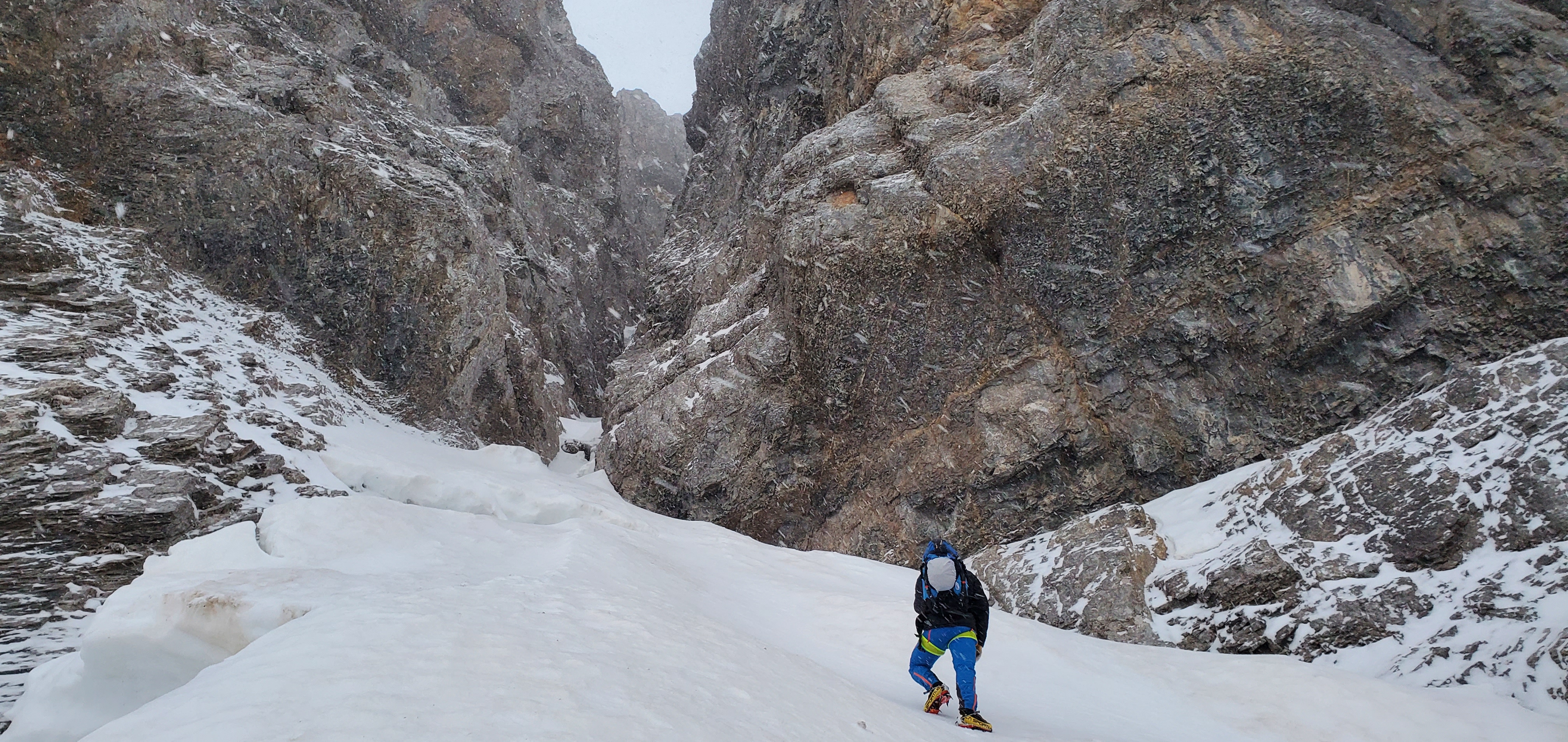 alpinisme hivernal Gavarnie goulotte couloir hiver