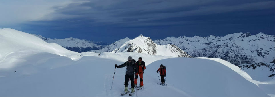 ski de randonnée avec un guide 